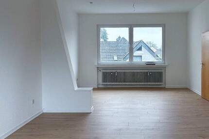 Wohnung Radevormwald Bergerhof - 4 Zimmer, 110 m&sup2;, 800&euro; | Angebot:25524621