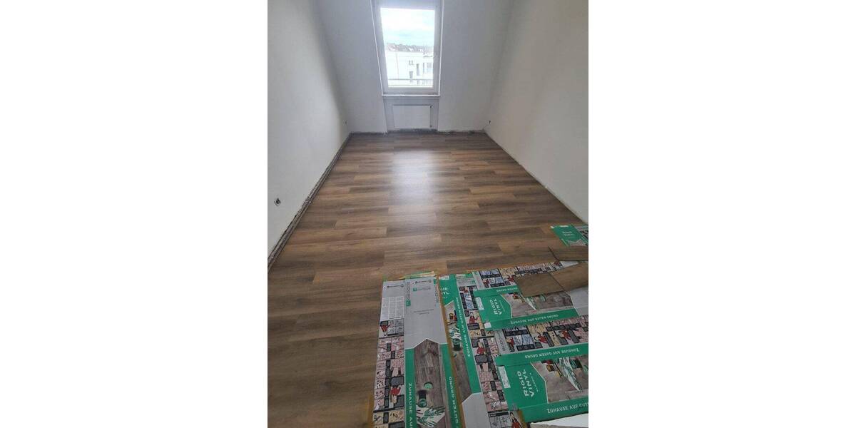 Etagenwohnung Düsseldorf Friedrichstadt - 2 Zimmer, 65 m&sup2;, 1.180&euro; | Angebot:26879414