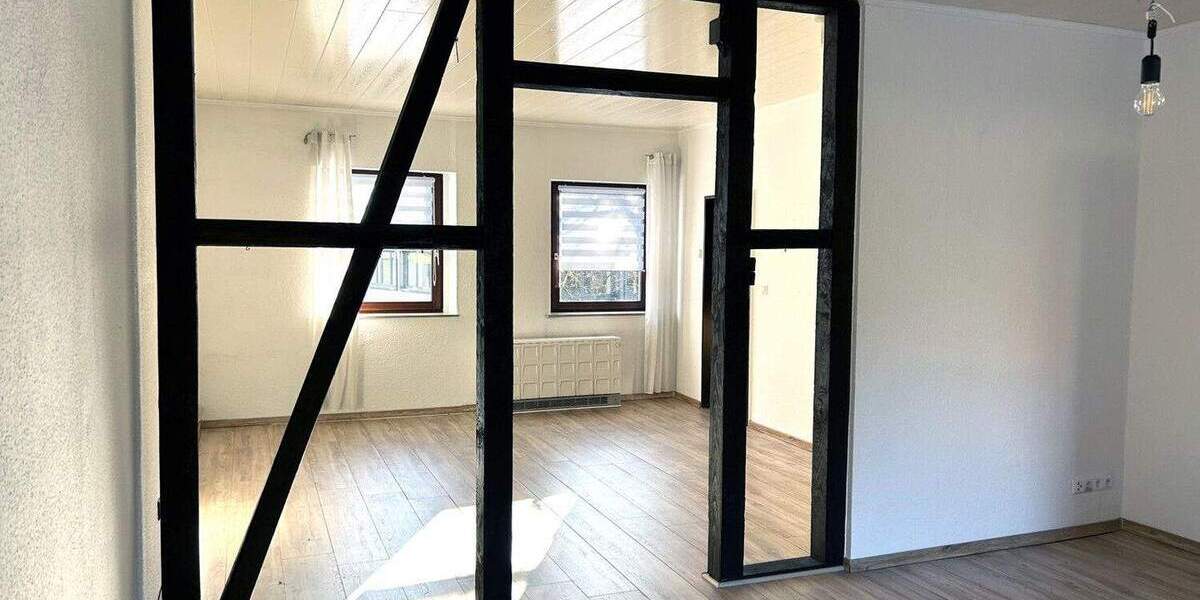 Reihenendhaus Solingen Solingen-Mitte - 7 Zimmer, 145 m&sup2;, 335.000&euro; | Angebot:25674243