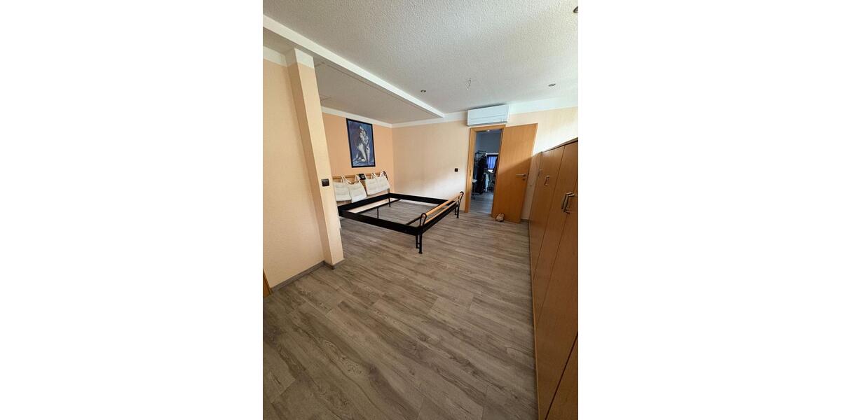 Dachgeschoßwohnung Hagen Hagen-Nord - 5 Zimmer, 120 m&sup2;, 850&euro; | Angebot:25146288