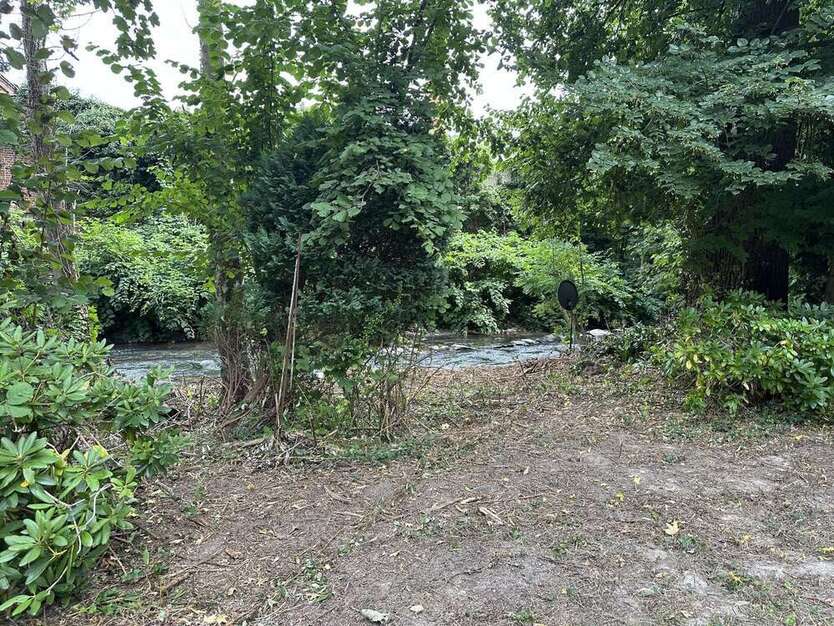 Grundstück zu verkaufen in Ratingen 750.000 € 930 m²