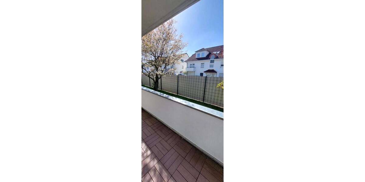 Hochparterre Bergisch Gladbach Frankenforst - 3 Zimmer, 82 m&sup2;, 1.230&euro; | Angebot:26285620