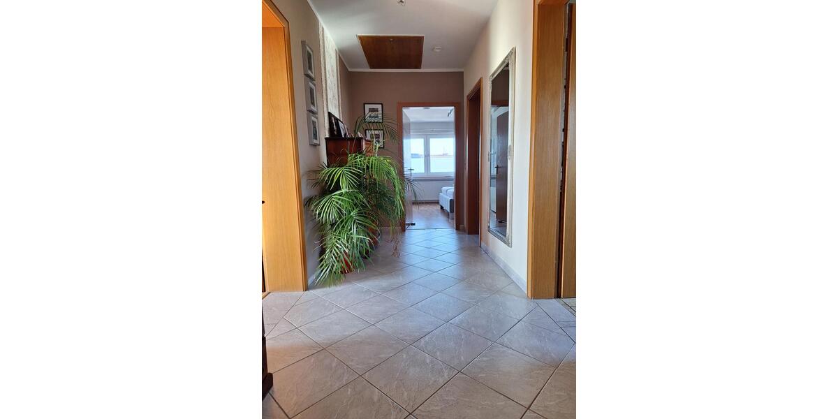 Dachgeschoßwohnung Leverkusen Bergisch Neukirchen - 2 Zimmer, 72 m&sup2;, 720&euro; | Angebot:25384585