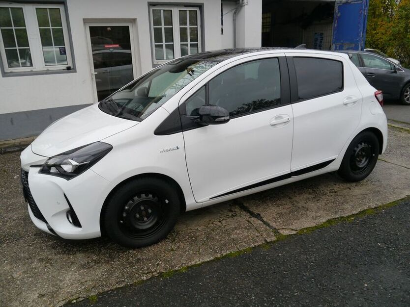 Yaris