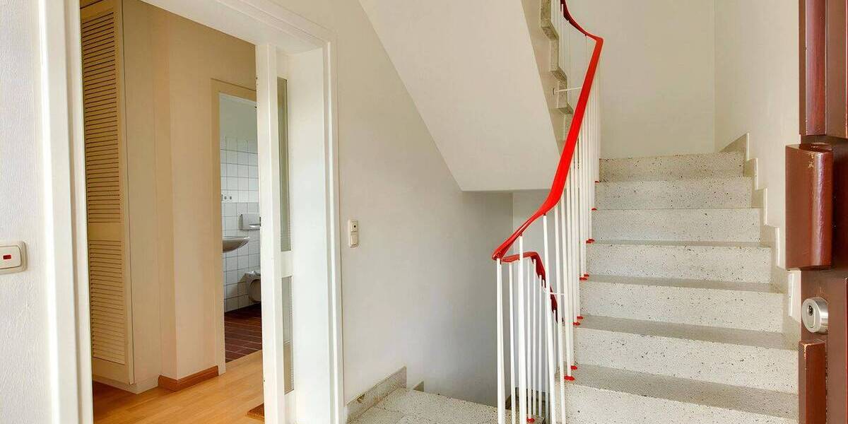 Etagenwohnung Bergisch Gladbach Alt-Refrath - 3 Zimmer, 87 m&sup2;, 1.250&euro; | Angebot:26805159