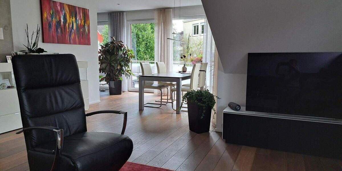 Schicke 4-Zimmer mit Dachterrasse - am Naturschutzgebiet Wiembach - provisionsfrei 4 zimmer