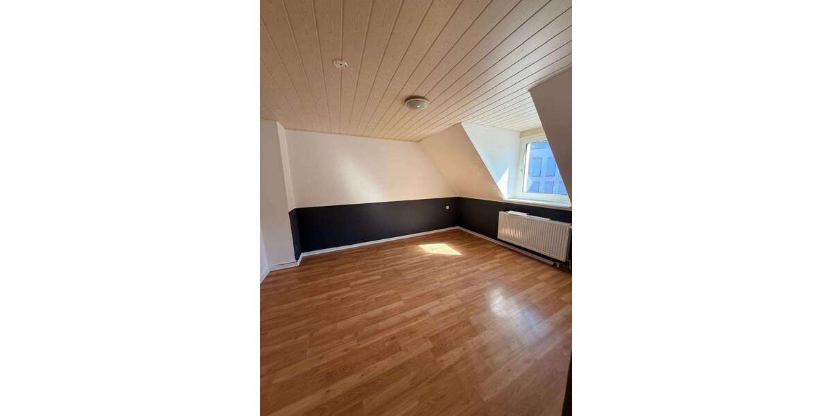 Etagenwohnung Remscheid Alt-Remscheid - 3.5 Zimmer, 50 m&sup2;, 400&euro; | Angebot:27165659