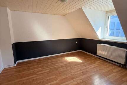 Wohnung Remscheid Alt-Remscheid - 3.5 Zimmer, 50 m&sup2;, 400&euro; | Angebot:27165659