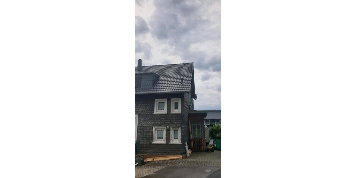 Einfamilienhaus Remscheid Remscheid-Süd - 8 Zimmer, 200 m&sup2;, 370.000&euro; | Angebot:14694036