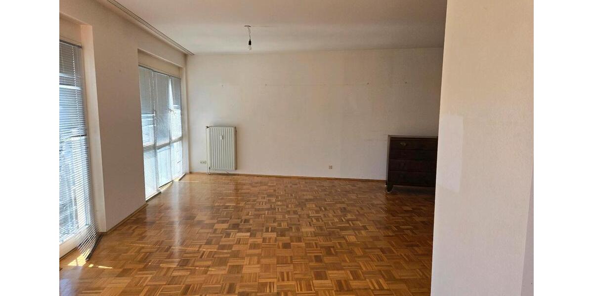 Helle Wohnung mit Terrasse in ruhiger Lage in Dellbrück 3 zimmer