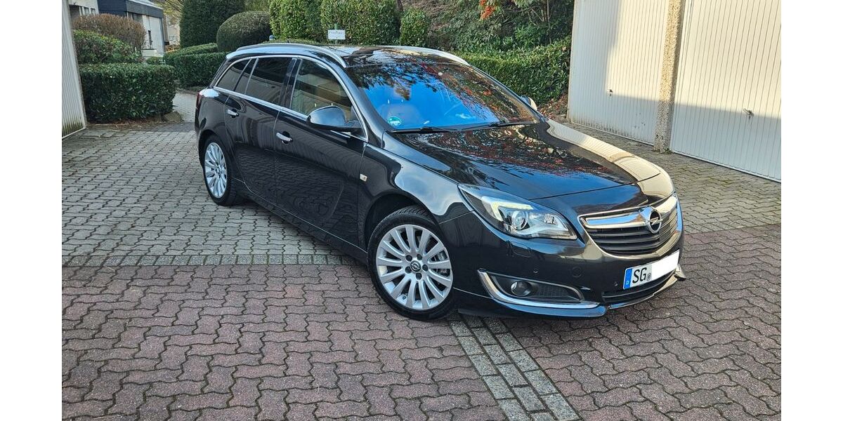 Opel Insignia 196.000 km 7.900 &euro; Solingen 42651