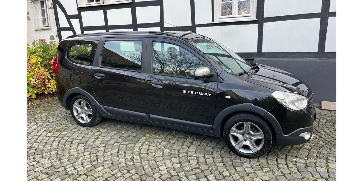 Dacia Lodgy 86.000 km 9.900 &euro; Solingen 42719
