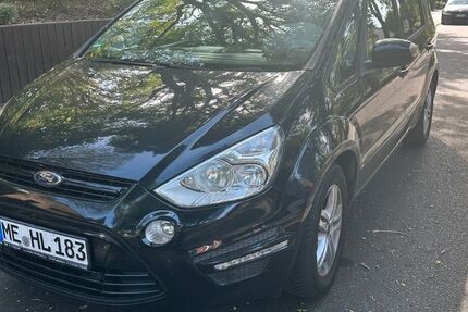 Ford S-Max 150.000 km 12.900 &euro; Erkrath 40699
