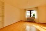 Etagenwohnung Bergisch Gladbach Alt-Refrath - 3 Zimmer, 87 m&sup2;, 1.250&euro; | Angebot:26805159