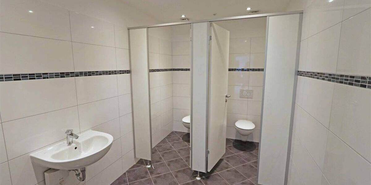 Moderne Fläche für viele Branchen. Ob Logistik, Laden oder Gastronomie. *Provisionsfrei zimmer