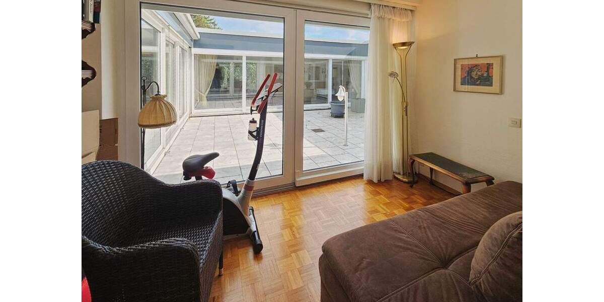 Exklusiver Atrium-Bungalow mit Gartenfläche in begehrter Lage von Sprockhövel-Haßlinghausen 5 zimmer