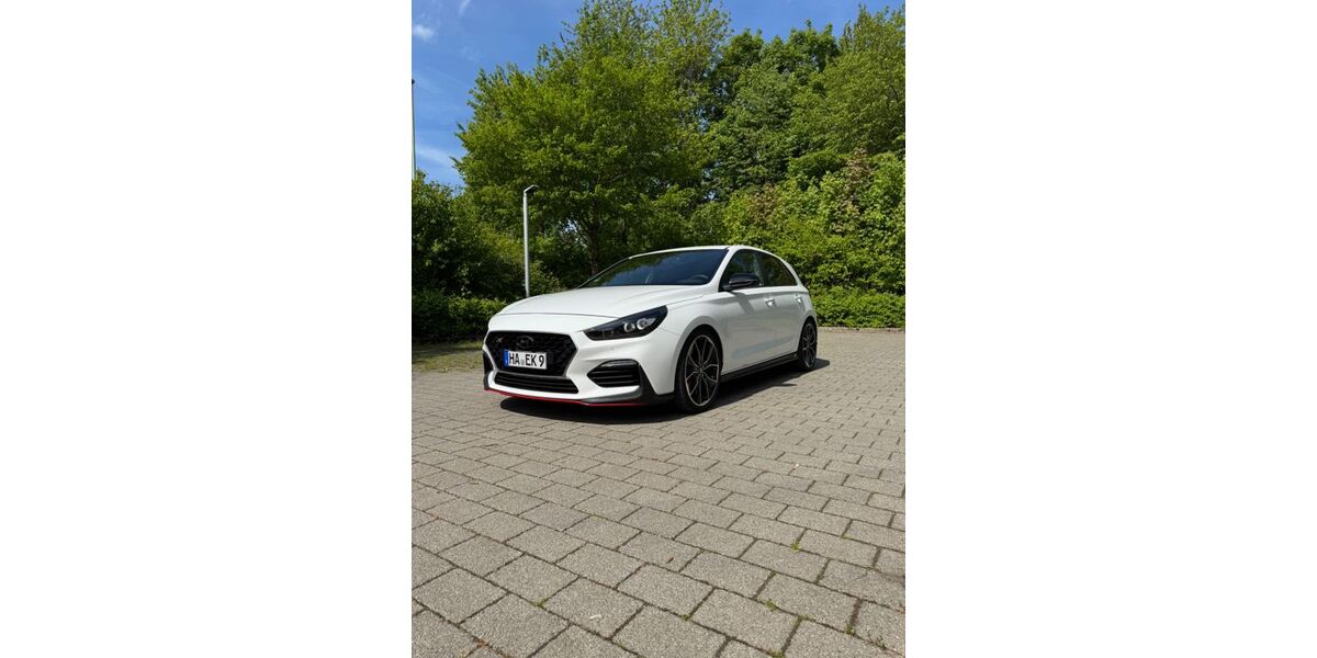 Hyundai i30 79.999 km 21.490 &euro; Hagen 58097