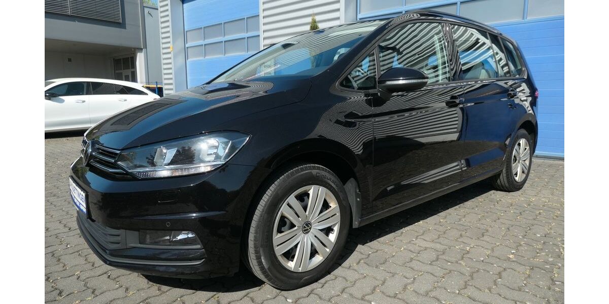 VW Touran 125.419 km 20.850 &euro; Monheim 40789