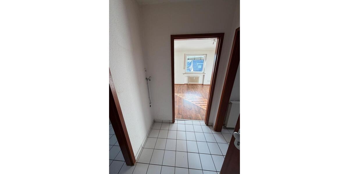 Etagenwohnung Dormagen Hackenbroich - 1 Zimmer, 30 m&sup2;, 450&euro; | Angebot:26671702