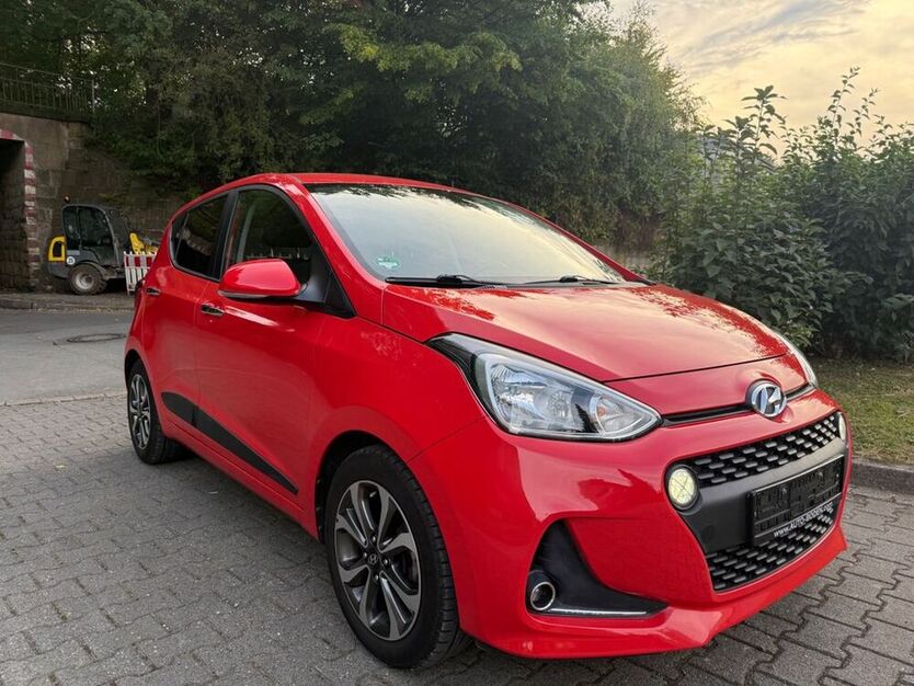 i10