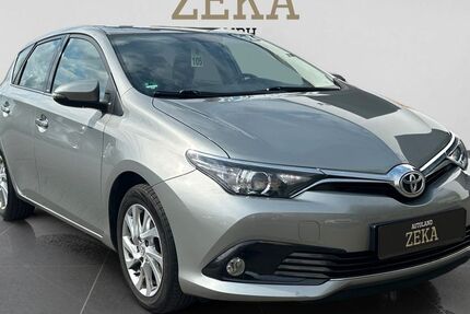 Toyota Auris 98.075 km 9.900 &euro; Lindlar 51789