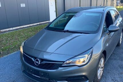 Opel Astra 108.000 km 7.390 &euro; Hilden 40721