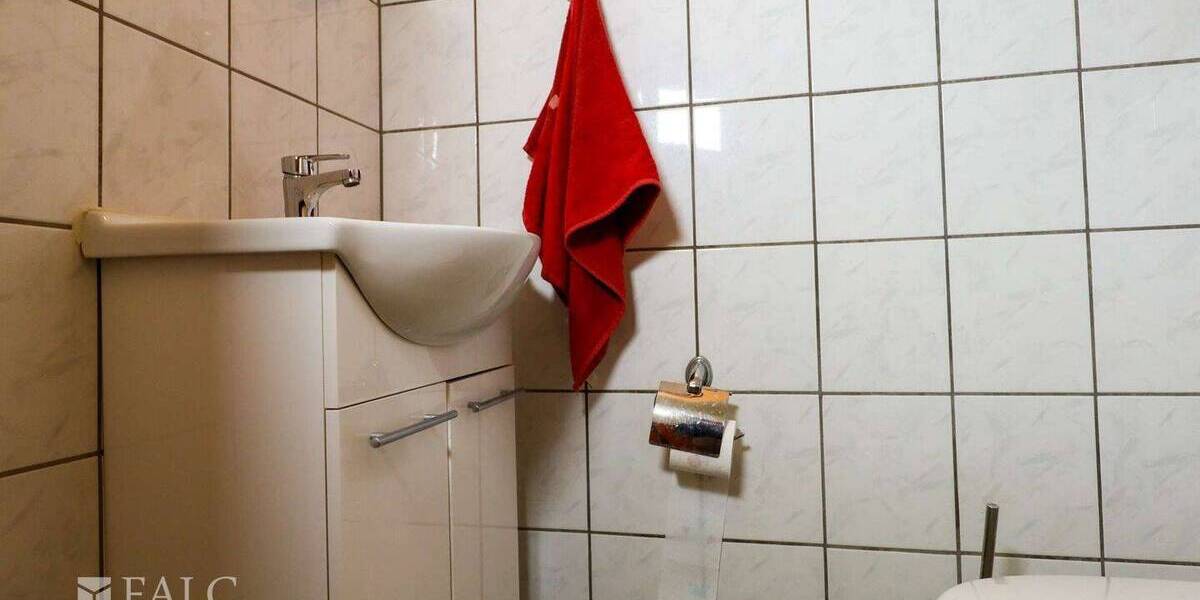 Etagenwohnung Dormagen Hackenbroich - 3 Zimmer, 77 m&sup2;, 160.000&euro; | Angebot:26308835