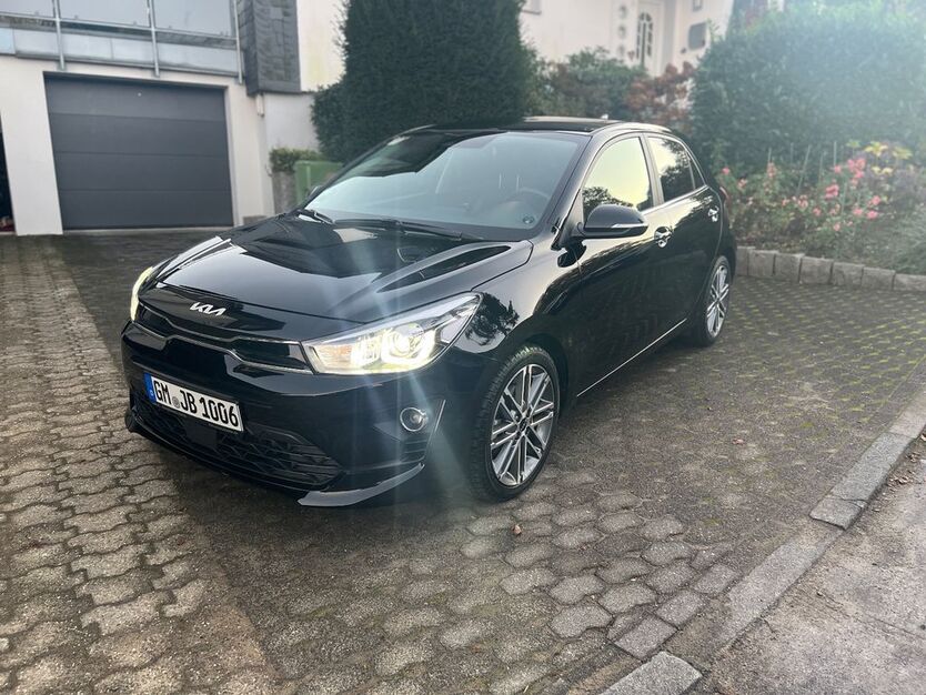 Kia Rio 18.356 km 19.750 € Wipperfürth 51688