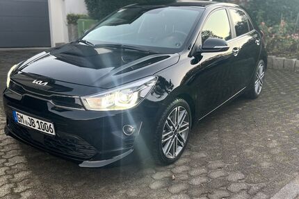 Kia Rio 18.356 km 19.950 € Wipperfürth 51688