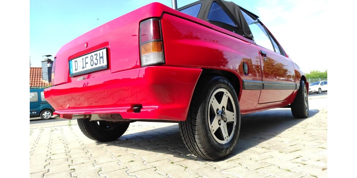 Opel Corsa A CC Cabrio Oldtimer Bj. 1984 72.155 km 12.500 &euro; Düsseldorf 40213