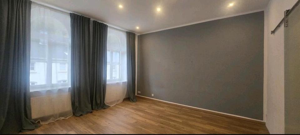 Etagenwohnung Radevormwald - 6 Zimmer, 134 m&sup2;, 225.000&euro; | Angebot:27413705