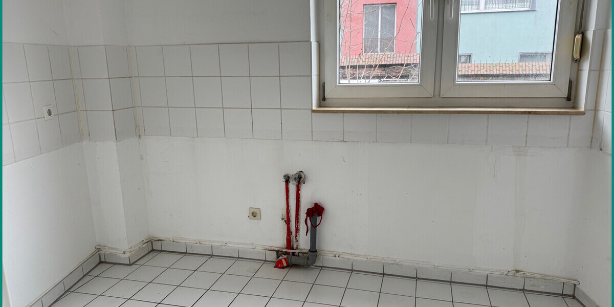 DREIFAMILIENHAUS IM STADTZENTRUM VON REMSCHEID – 2 WOHNEINHEITEN VERMIETET – MÖGLICHKEIT ZUM EIGENNU - Mehrfamilienhaus, Wohnhaus Remscheid Alt-Remscheid | Angebot:26846636