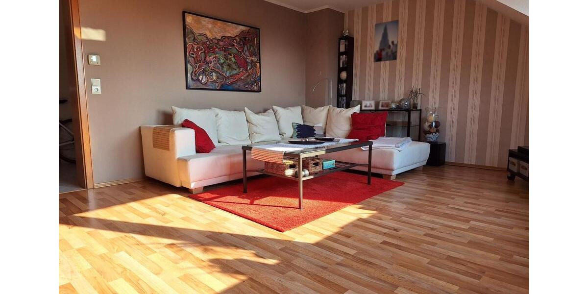 Dachgeschoßwohnung Leverkusen Bergisch Neukirchen - 2 Zimmer, 72 m&sup2;, 720&euro; | Angebot:25384585