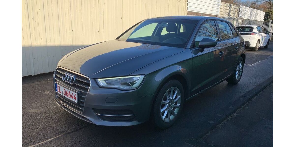 Audi A3 318.000 km 7.250 &euro; Bergisch Gladbach 51465