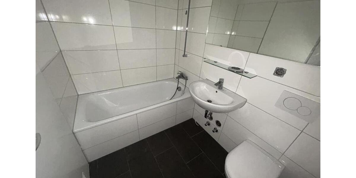 Etagenwohnung Leverkusen Alkenrath - 3 Zimmer, 79 m&sup2;, 734&euro; | Angebot:25588685