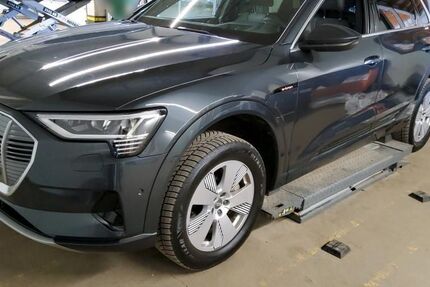 Audi e-tron 72.148 km 30.889 &euro; Hagen 58091