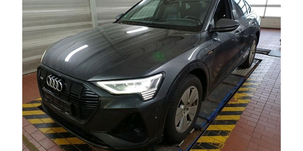 Audi e-tron 70.311 km 38.316 &euro; Hagen 58091