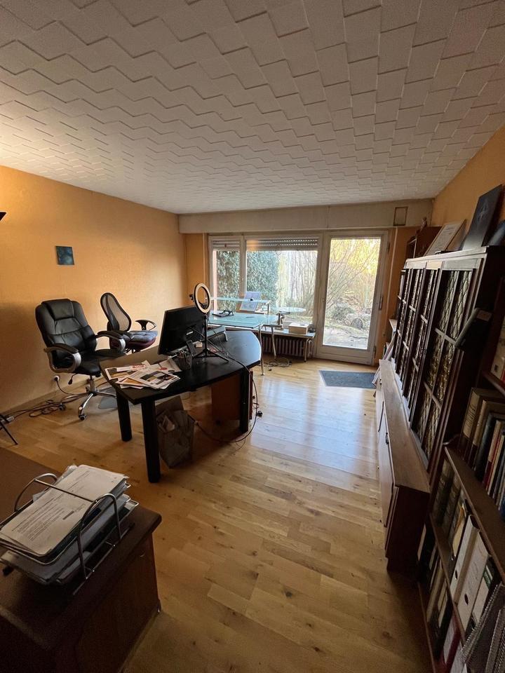 Haus mit riesigem Grundstück!! Mit bestätigter Bauvoranfrage!!