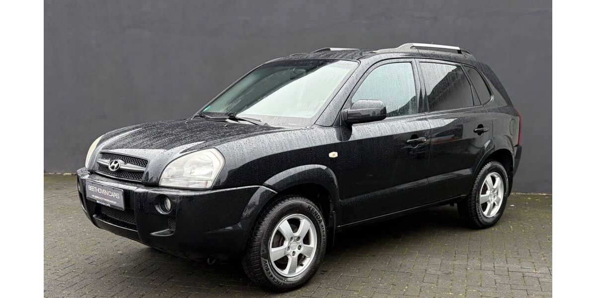 Hyundai TUCSON 200.000 km 3.499 &euro; Solingen 42655