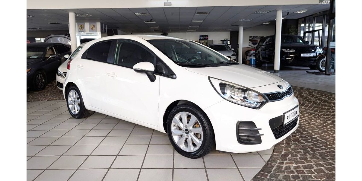 Kia Rio 124.600 km 7.399 &euro; Hilden 40721