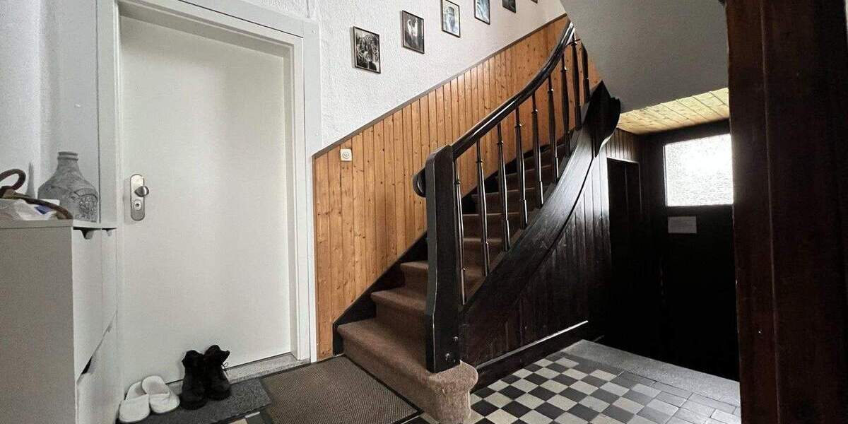 Mehrfamilienhaus, Wohnhaus Leichlingen - 8 Zimmer, 197 m&sup2;, 399.000&euro; | Angebot:25779473