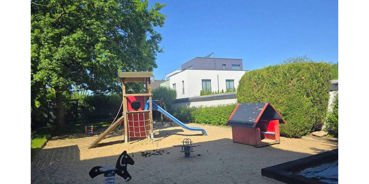Etagenwohnung Bergisch Gladbach Alt-Refrath - 3 Zimmer, 87 m&sup2;, 297.400&euro; | Angebot:26875126