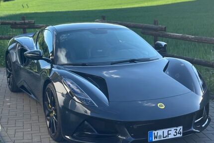 Lotus Emira