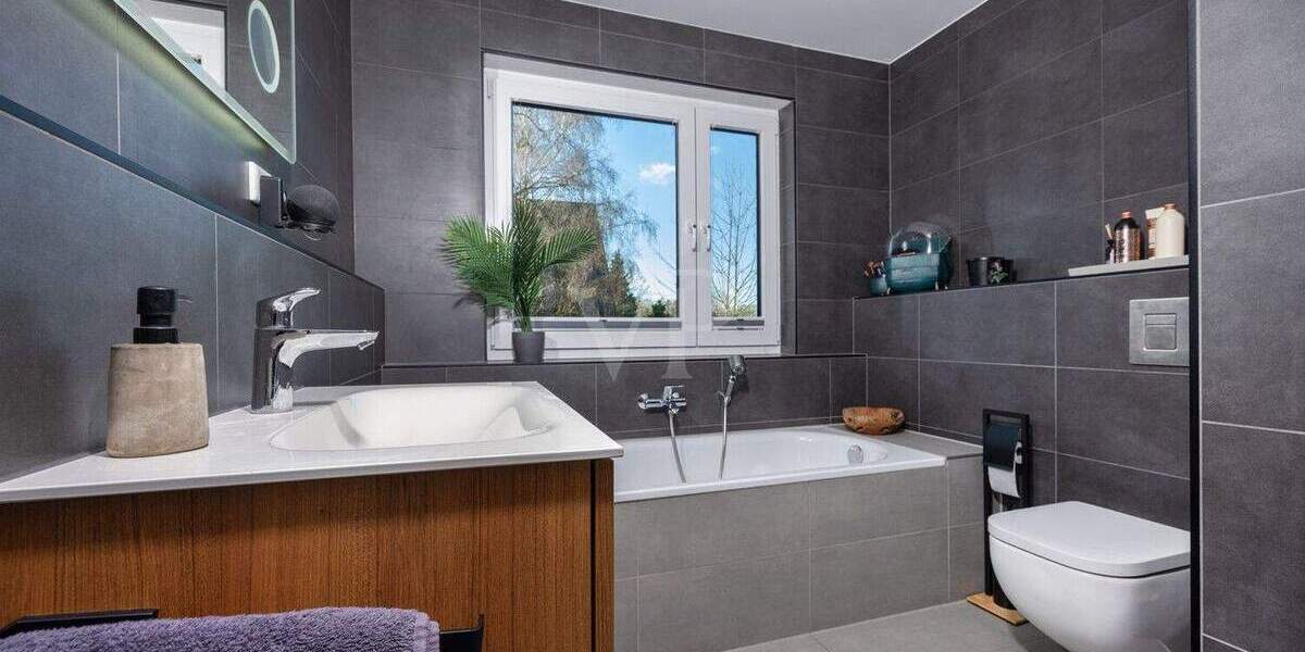 Doppelhaushälfte Wülfrath Innenstadt - 4 Zimmer, 141 m&sup2;, 699.000&euro; | Angebot:25733779