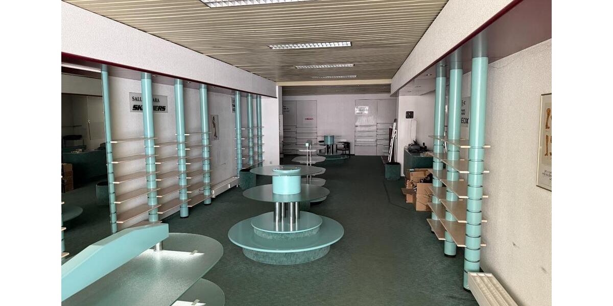 Gewerbeobjekt Solingen Wald - 1.600&euro; | Angebot:22609877