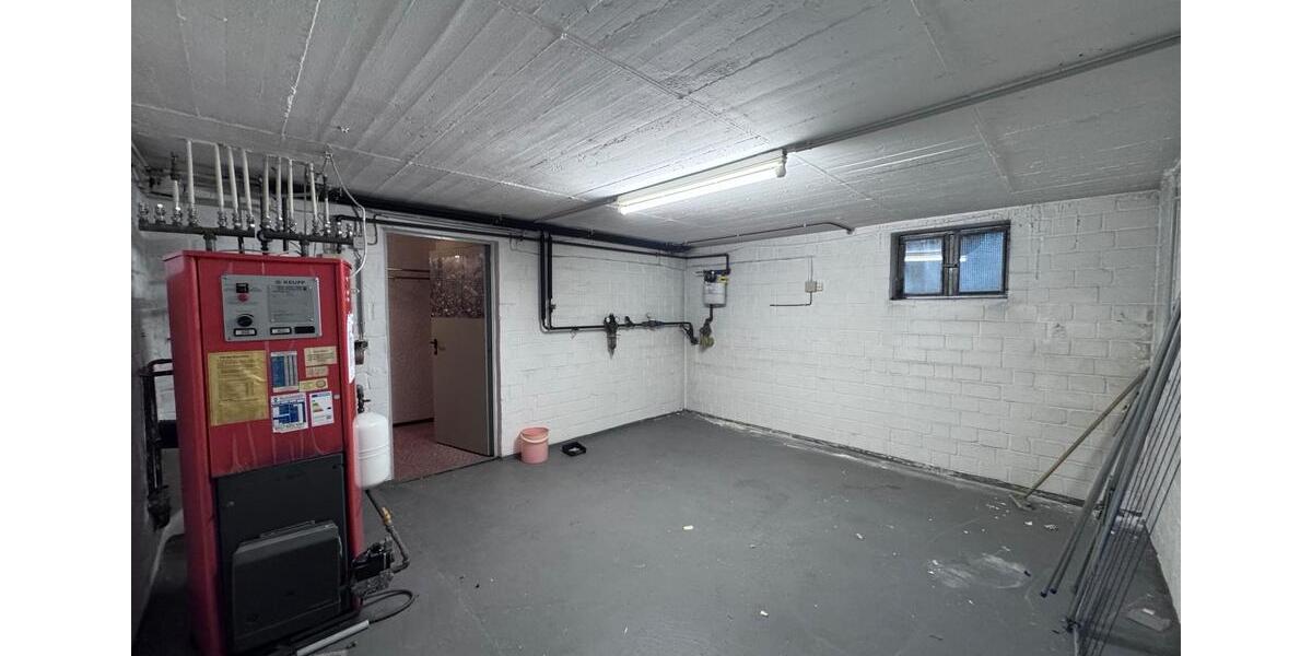 Miete - Einfamilienhaus mit 6 Zimmern, 2 Küchen, Garten und Kamin 6 zimmer