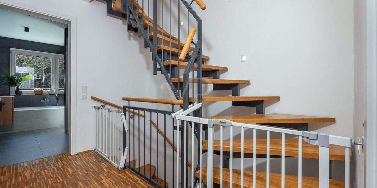 Doppelhaushälfte Wülfrath Innenstadt - 4 Zimmer, 141 m&sup2;, 699.000&euro; | Angebot:25733779