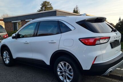 Ford Kuga 6.400 km 21.000 &euro; Leverkusen 51373