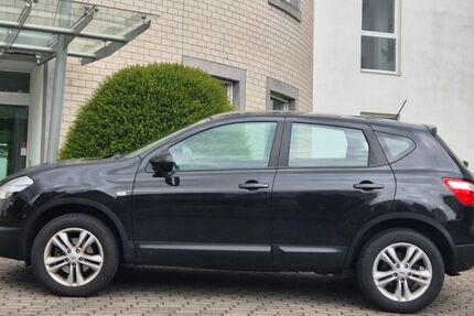 Nissan Qashqai 100.000 km 8.990 &euro; Hagen 58089