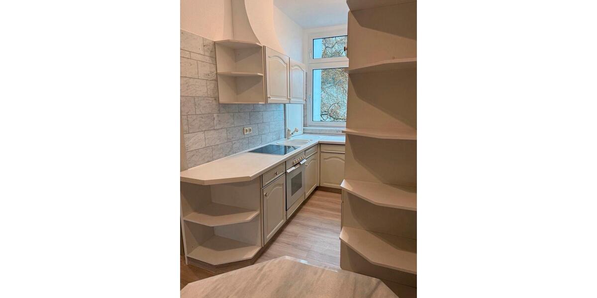 Renovierte 1,5-Zimmer-Wohnung teilmöbliert 1.5 zimmer